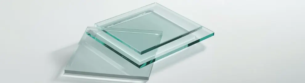 Pannelli di vetro per rappresentare le Soluzioni Metaltek per le Vetrerie